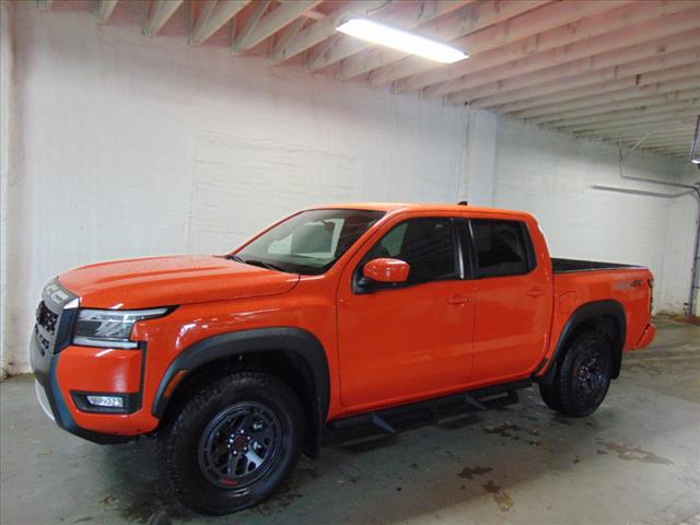 2025 Nissan Frontier CREW CAB 4X4 PRO-4X