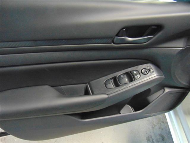 2025 Nissan Altima S FWD