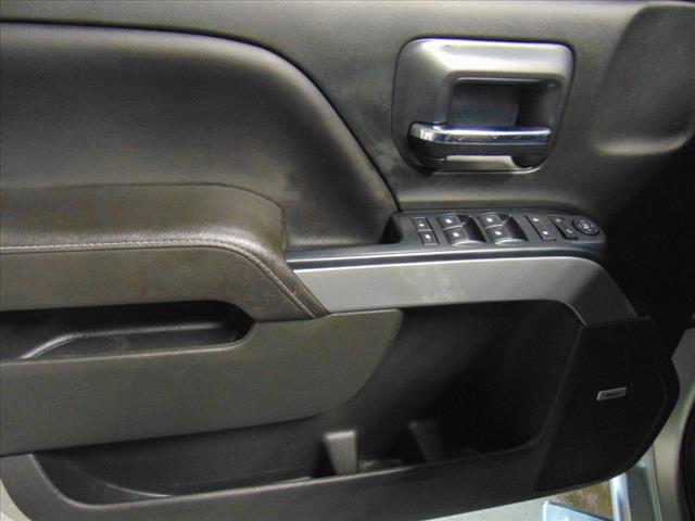 2018 Chevrolet Silverado 1500 4WD CREW CAB 143.5  LT W/