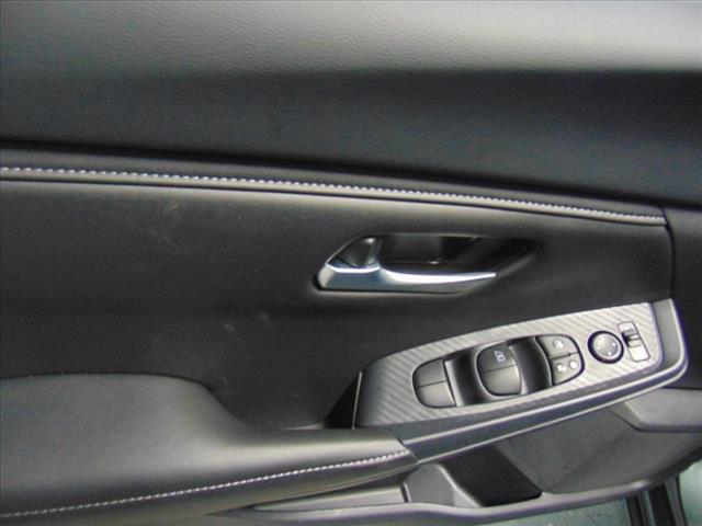 2025 Nissan Sentra SV CVT