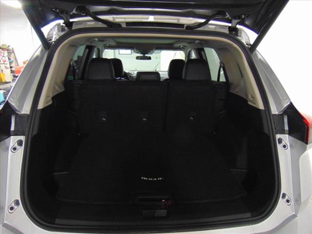 2025 Nissan Rogue FWD SV