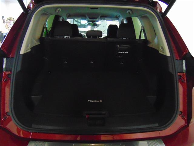 2025 Nissan Rogue AWD SV