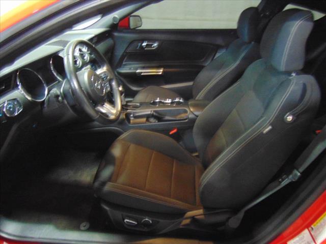 2015 Ford Mustang V6