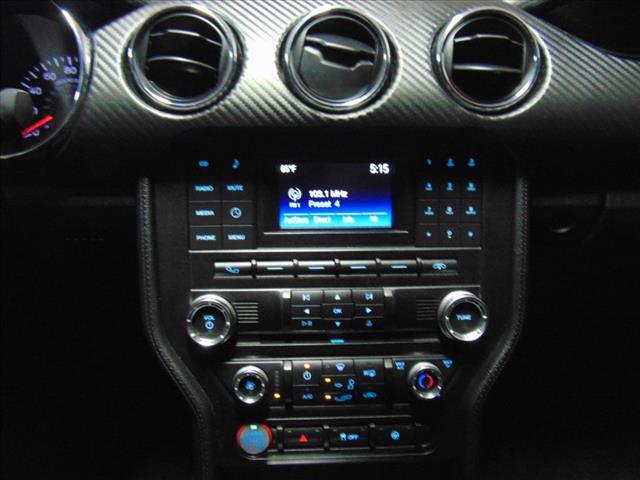 2015 Ford Mustang V6