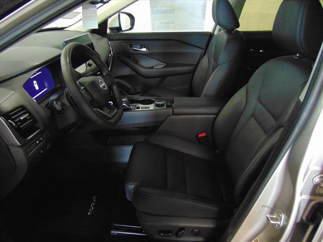 2025 Nissan Rogue AWD SL
