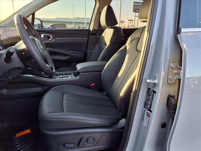 2025 Kia Sorento EX
