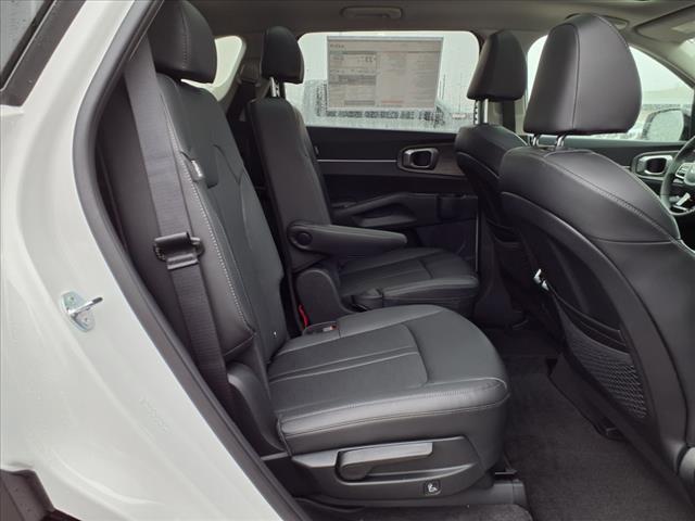 2025 Kia Sorento X-Line EX