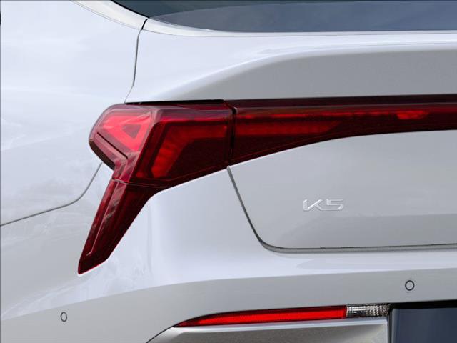 2025 Kia K5 EX