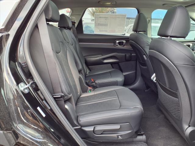 2025 Kia Sorento Hybrid EX