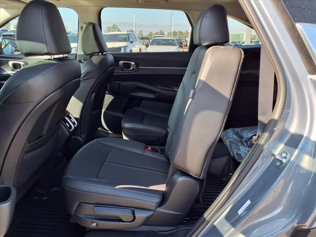 2025 Kia Sorento EX