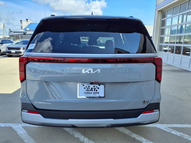 2025 Kia Carnival EX
