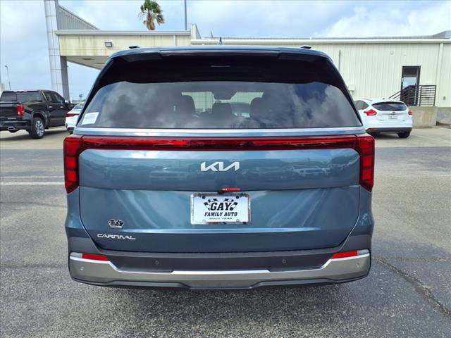 2025 Kia Carnival SX