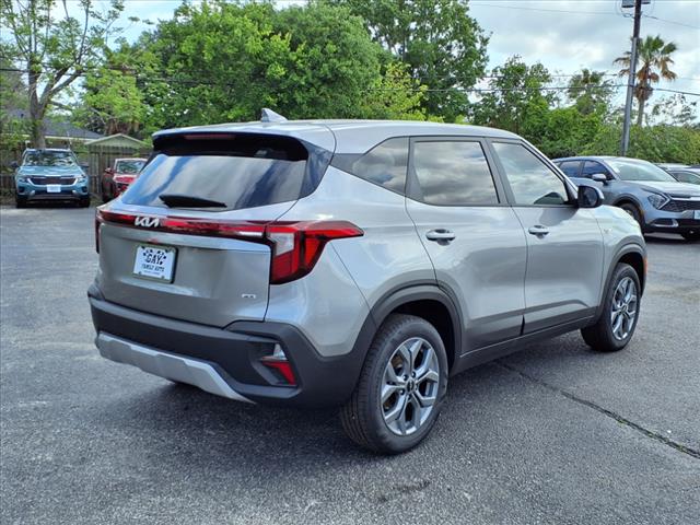 2025 Kia Seltos LX