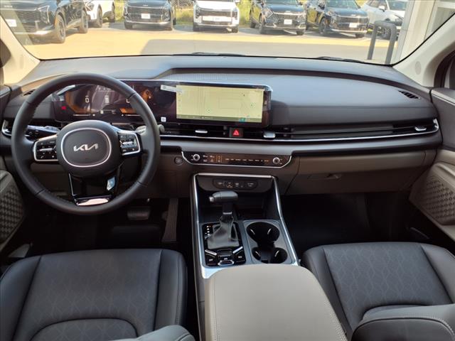2025 Kia Carnival EX
