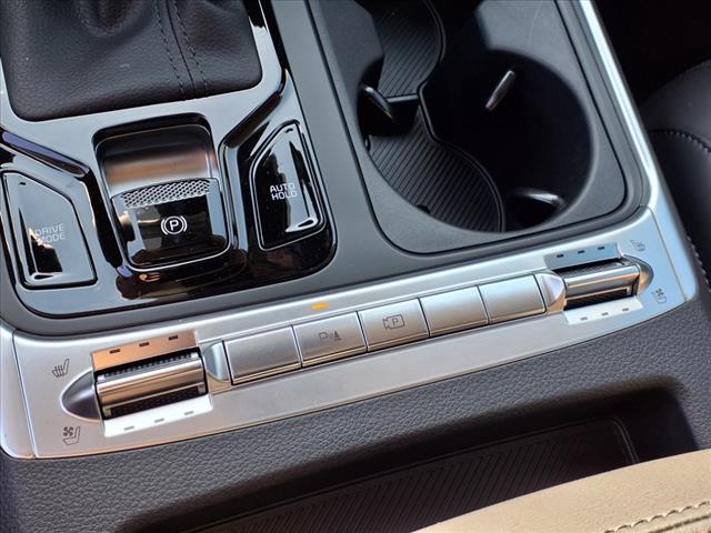 2025 Kia Carnival SX