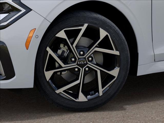2025 Kia K5 EX