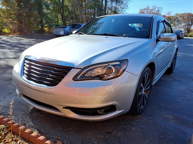 2012 Chrysler 200