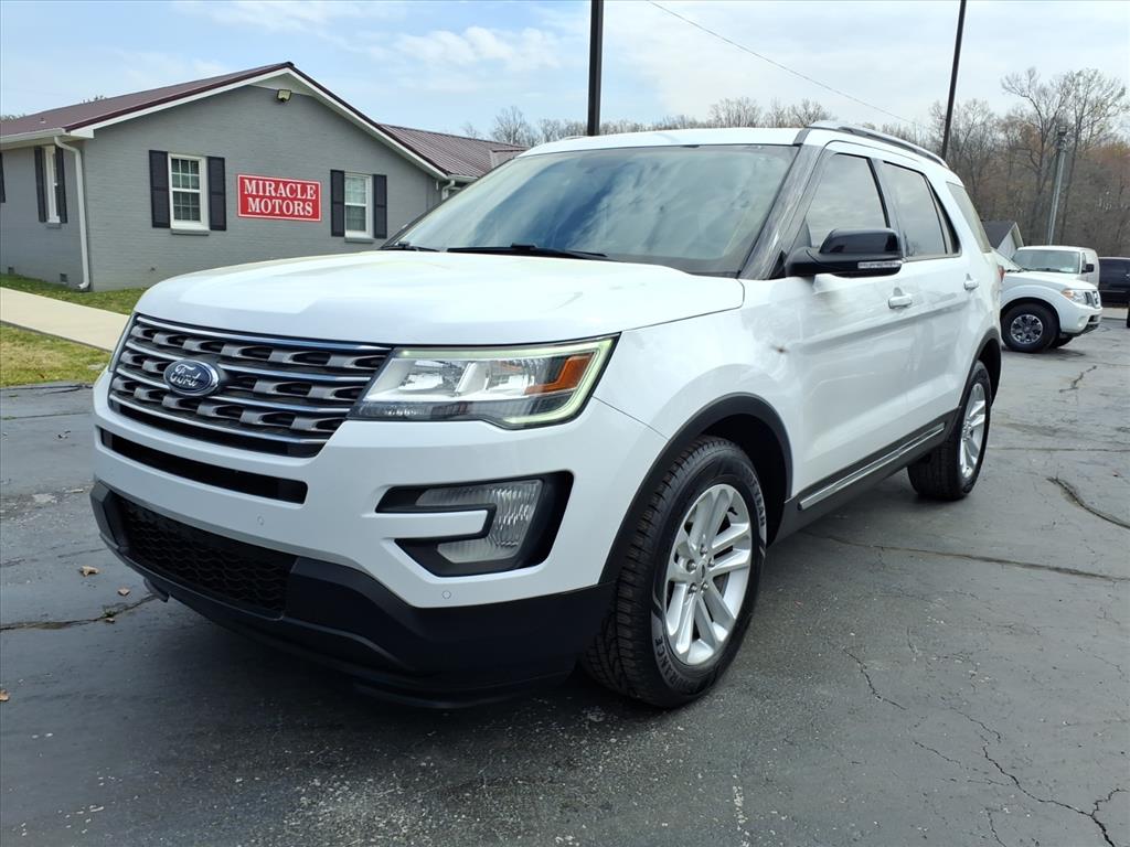 2016 Ford Explorer