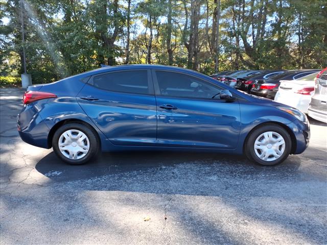 2016 Hyundai ELANTRA SE