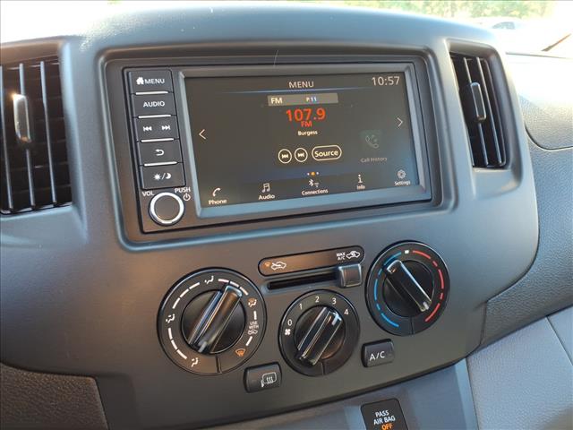 2020 Nissan NV200 SV