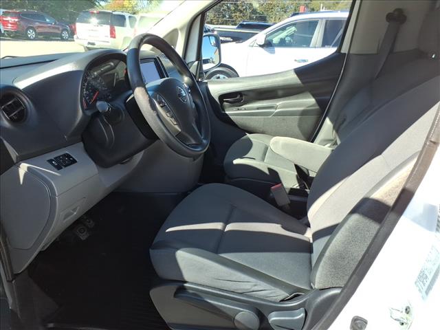 2020 Nissan NV200 SV