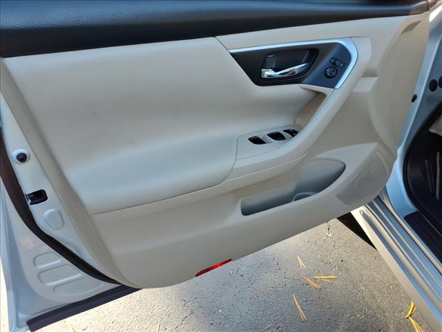 2016 Nissan Altima 2.5 SV