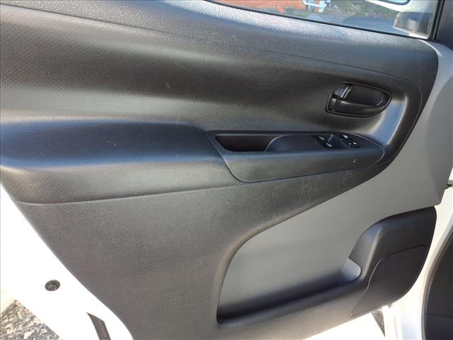 2020 Nissan NV200 SV