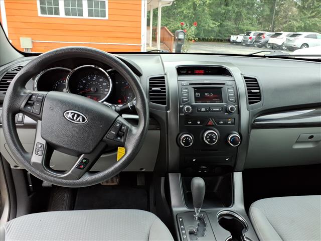 2013 Kia Sorento LX