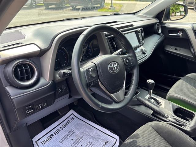 2017 Toyota RAV4 XLE - Photo 14