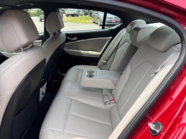 2023 Genesis G70 2.0T - Photo 15