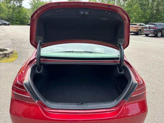 2023 Genesis G70 2.0T - Photo 16