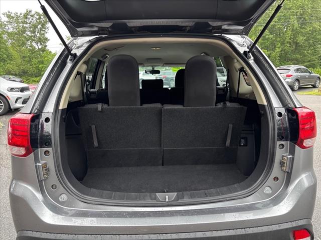 2019 Mitsubishi Outlander SE - Photo 17