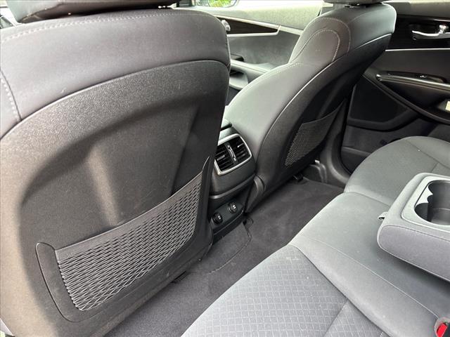 2019 Kia Sorento S V6 - Photo 18