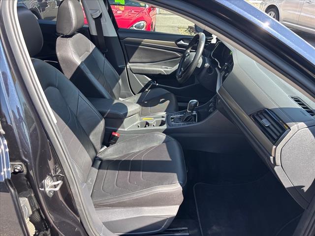 2019 Volkswagen Jetta SEL Premium - Photo 19