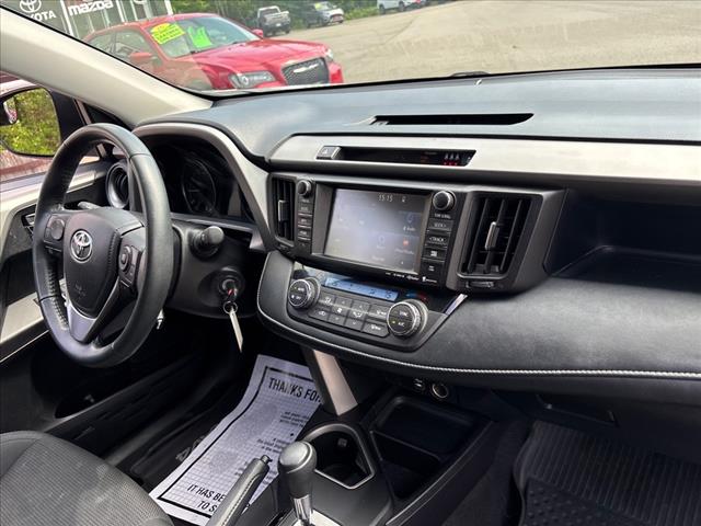 2017 Toyota RAV4 XLE - Photo 20