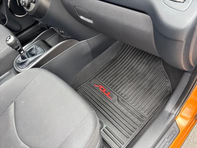 2010 Kia Soul + - Photo 21