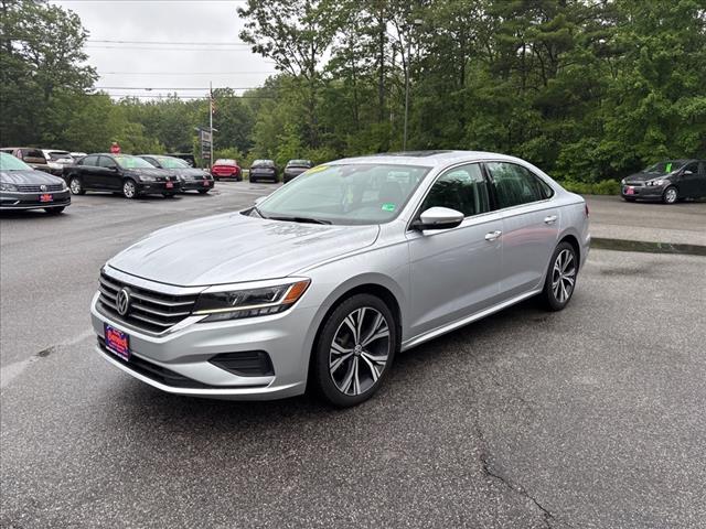 2021 Volkswagen Passat SE - Photo 2