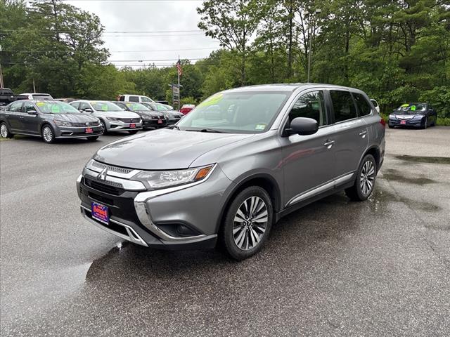 2019 Mitsubishi Outlander SE - Photo 2