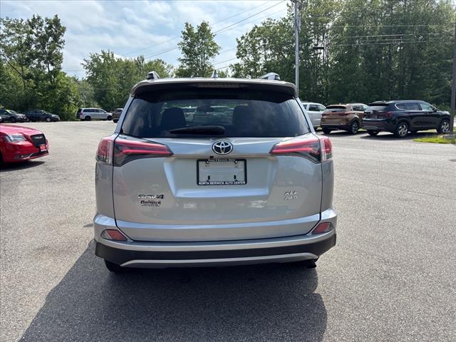 2017 Toyota RAV4 XLE - Photo 5