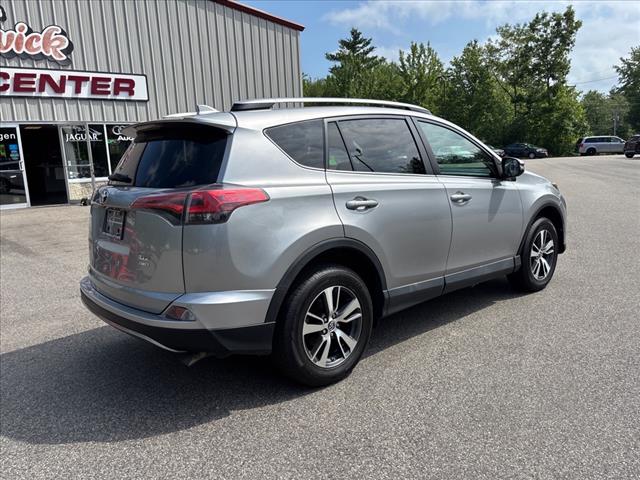 2017 Toyota RAV4 XLE - Photo 6