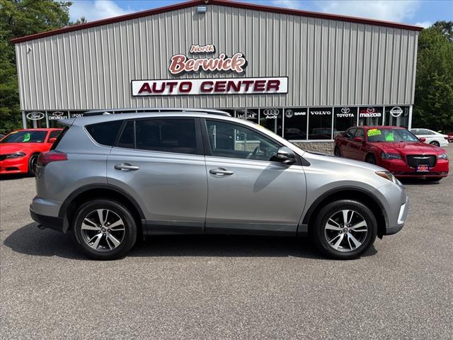 2017 Toyota RAV4 XLE - Photo 7