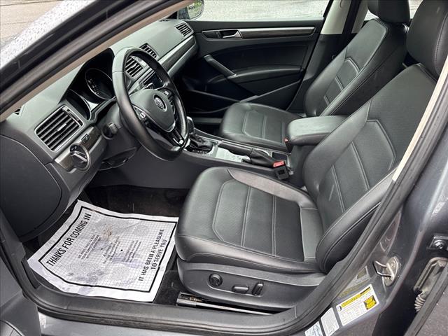2017 Volkswagen Passat 1.8T SE