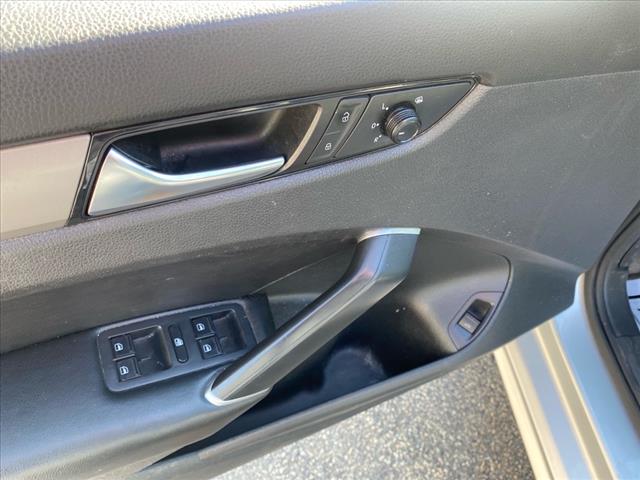 2021 Volkswagen Passat SE