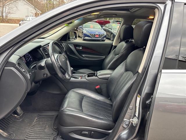 2017 INFINITI QX50 Base