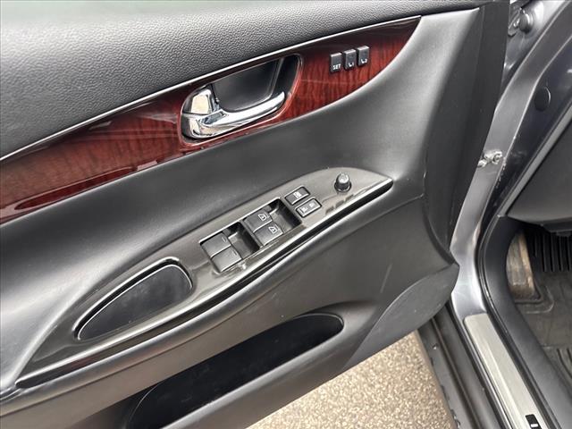 2017 INFINITI QX50 Base