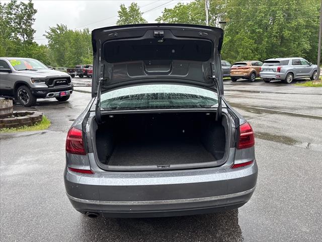 2017 Volkswagen Passat 1.8T SE