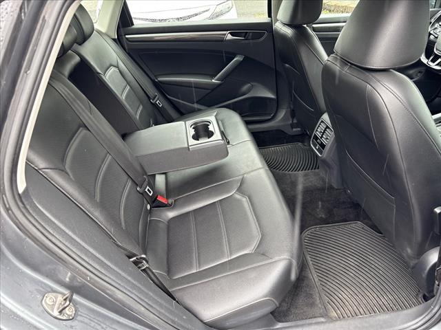 2017 Volkswagen Passat 1.8T SE