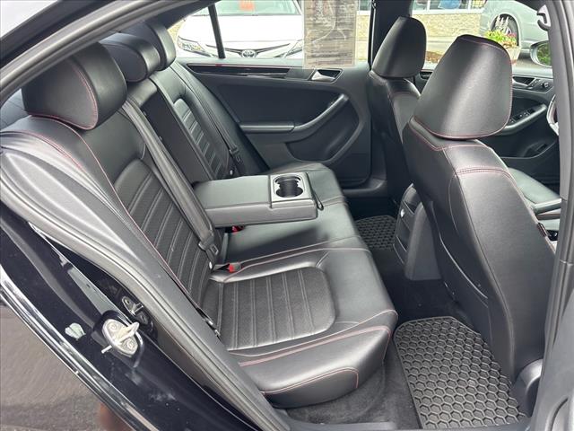 2017 Volkswagen Jetta 2.0T GLI