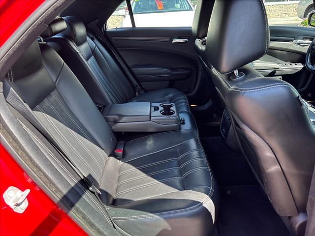 2016 Chrysler 300 S
