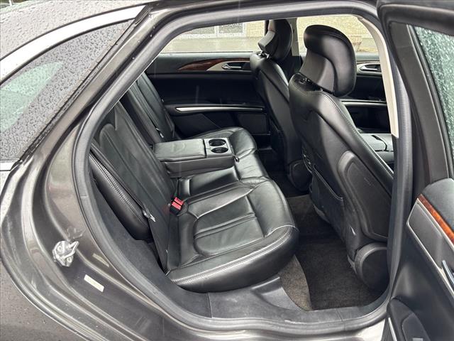 2016 Lincoln MKZ Base